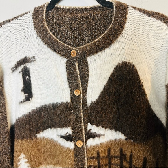 Vtg Women's‎ Button Up Sweater Handmade from Peru Alpaca Wool Llama.C58 - Picture 2 of 12